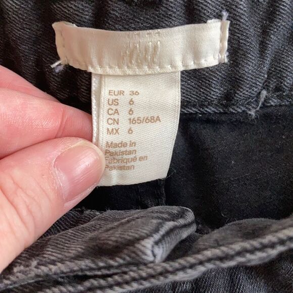 H&M Hot Pants Mini Shorts - Picture 4 of 6